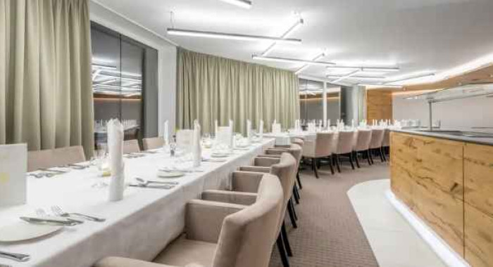Hotel Grischuna, St Anton ski chalet, image 3